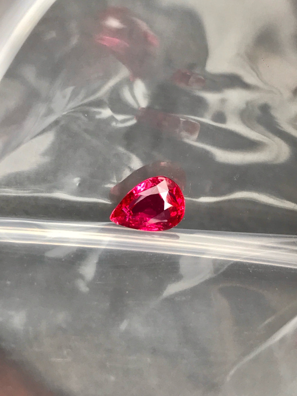 High-quality 1.04ct Pear Shape No Heated Mozambique Pigeon Blood Ruby