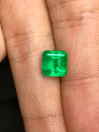 High-quality 2.22ct Natural Colombian Vivid Green Emerald
