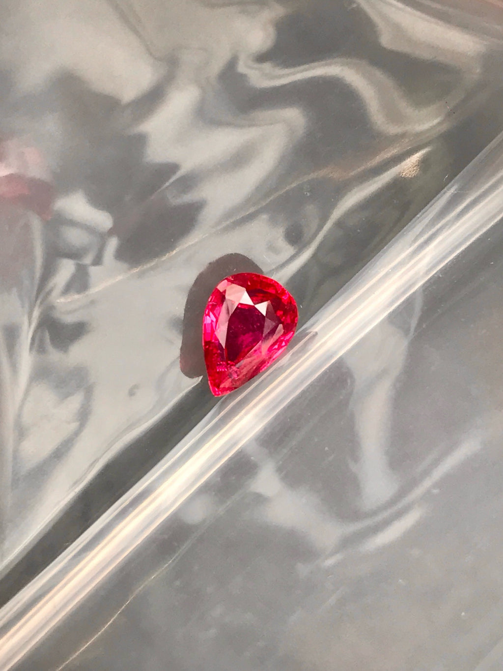 High-quality 1.04ct Pear Shape No Heated Mozambique Pigeon Blood Ruby
